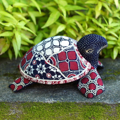 Folk Art-Themed Batik Pule Wood Turtle Jewelry Box in Red