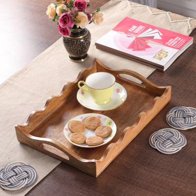 Artisan-Made Medium-Sized Wavy Mango Wood Tray from India