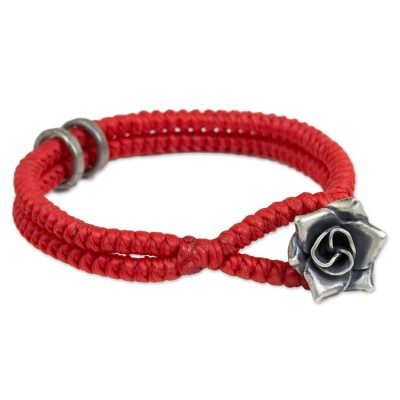 Hill Tribe Silver Rose Clasp on Wristband Bracelet