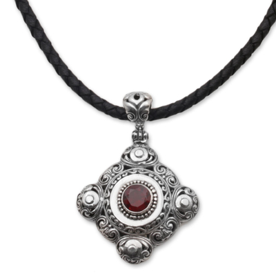 Garnet and 925 Sterling Silver Pendant Necklace from Bali