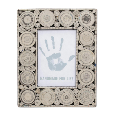 4x6 Recycled Paper Photo Frame in Grey from Bali