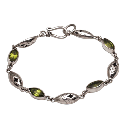 Balinese Peridot and Sterling Silver Link Bracelet