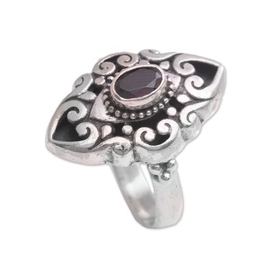 Curl Motif Garnet Cocktail Ring from Bali
