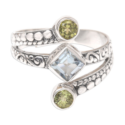 Cocktail Ring with Peridot and Blue Topaz