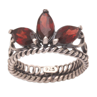 Garnet and Sterling Silver Crown-shaped Cocktail Ring