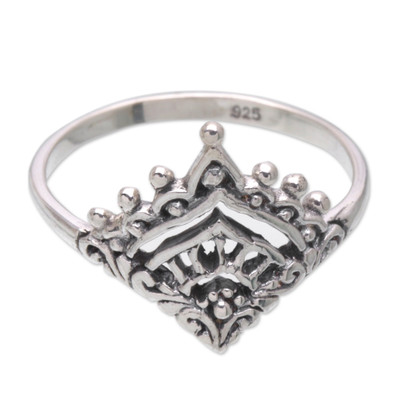 Sterling Silver Cocktail Ring with Crown Design from Bali