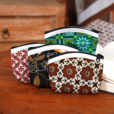 Set of 4 Floral-Themed Batik Patterned Zippered Coin Purses