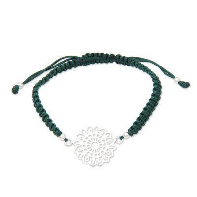 Mandala Green Macrame Bracelet with Polished Pendant