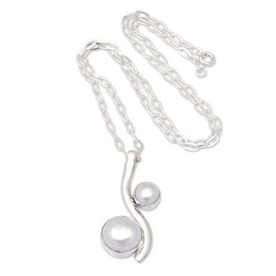 Sterling Silver Pendant Necklace with Grey Cultured Pearls