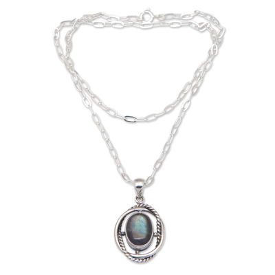 Sterling Silver Pendant Necklace with Labradorite Stone