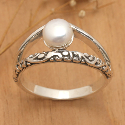 Balinese Modern Grey Cultured Pearl Single Stone Ring