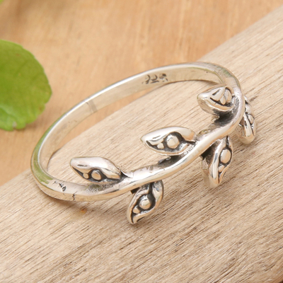 Classic Leaf-Themed Sterling Silver Band Ring Made in Bali