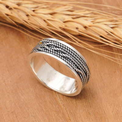 Polished and Oxidized Rope-Patterned Band Ring