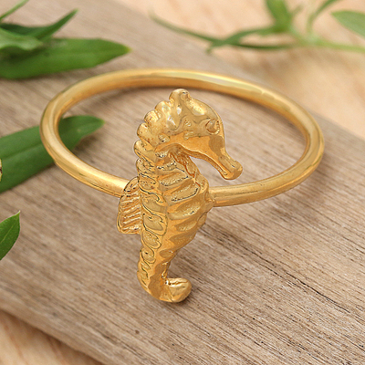18k Gold-Plated Seahorse-Themed Cocktail Ring