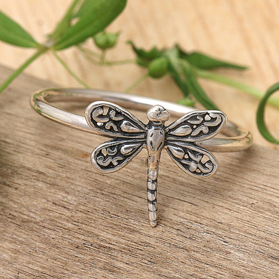Polished and Oxidized Dragonfly-Shaped Cocktail Ring