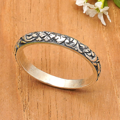 Polished and Oxidized Spring-Themed Sterling Silver Ring