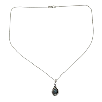 Sterling Silver Necklace with Labradorite Pendant from India