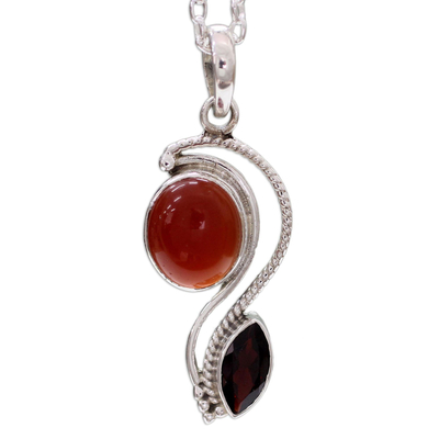 India Modern Handcrafted Carnelian and Garnet Necklace