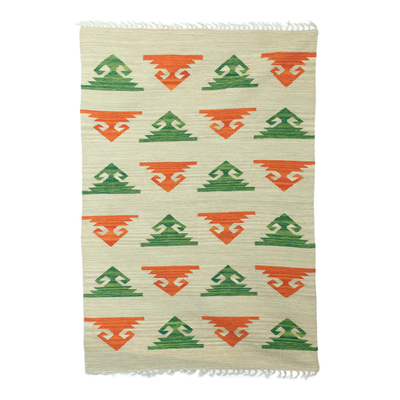 4x6 Wool Dhurrie Rug with Carrot and Avocado Motifs
