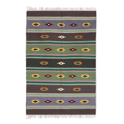 Striped Pattern Geometric Wool Area Rug from India (4x6)