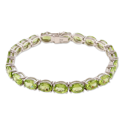 Sparkling 22 Carat Peridot Tennis Bracelet from India