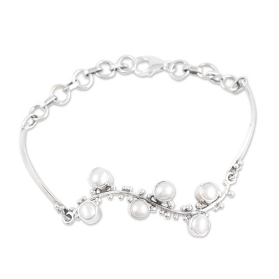 Sterling Silver Pendant Bracelet with Cultured Pearls