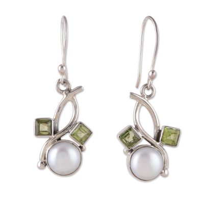 Floral-Inspired Cultured Pearl and Peridot Dangle Earrings