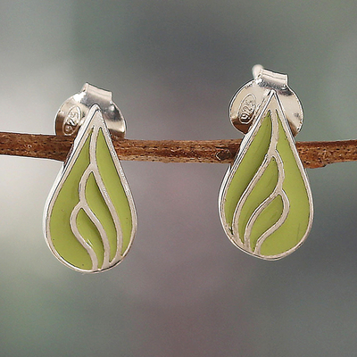 Spring-Themed Leaf-Shaped Green Button Earrings