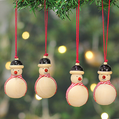 Christmas-Themed Wooden 4-Piece Set of Snowman Ornaments