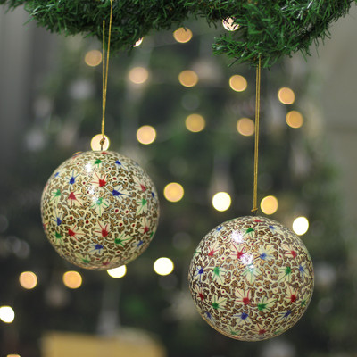 Christmas-Themed 2-Piece Painted Papier Mache Ornament Set