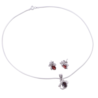 Floral Jewelry Set in Sterling Silver and Garnet