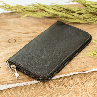 Eco-Friendly Recycled Leather Wallet with Zipper Closure
