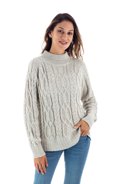 100% Alpaca Fiber Knit Pullover Sweater in Grey
