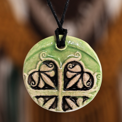 Hand-Painted Classic Leafy Green Ceramic Pendant Necklace