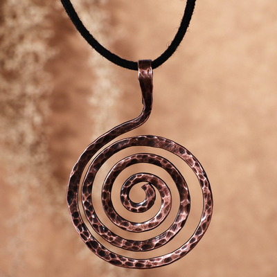 Antiqued Hammered Round Copper Pendant Necklace