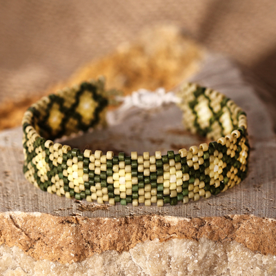 Armenian-Patterned Green Glass Beaded Wristband Bracelet