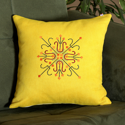 Armenian-Themed Embroidered Acrylic Jonquil Cushion Cover