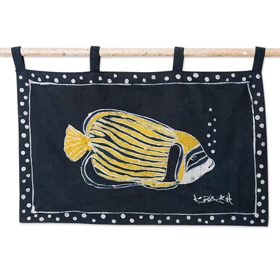 Handcrafted Cotton Wall Hanging of Fish in Black and Yellow