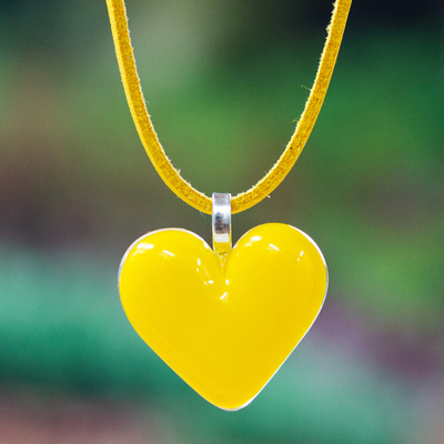 Art Glass Heart-Shaped Pendant Necklace in Goldenrod Yellow