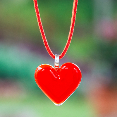 Art Glass Heart-Shaped Pendant Necklace in Scarlet Red