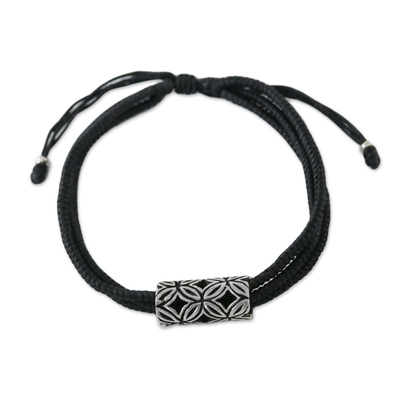 Karen Silver Pendant Bracelet in Black from Thailand