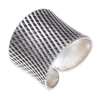 Diamond Pattern Sterling Silver Band Ring from Thailand