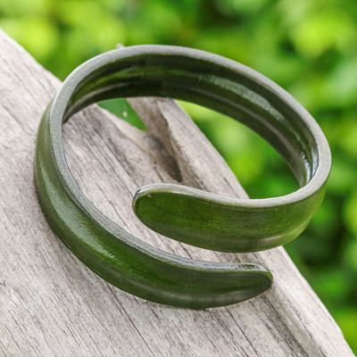 Handcrafted Green Adjustable Unisex Leather Cuff Bracelet