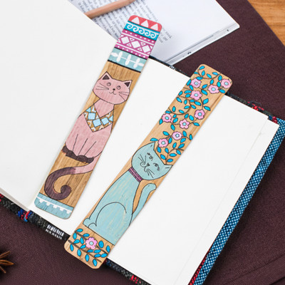 Hand-Painted Cat-Themed 2-Piece Longan Wood Bookmark Set